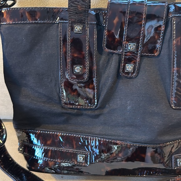 Stuart Weitzman Patent and Fabric Tote Bag .Great for fall - Picture 3 of 8